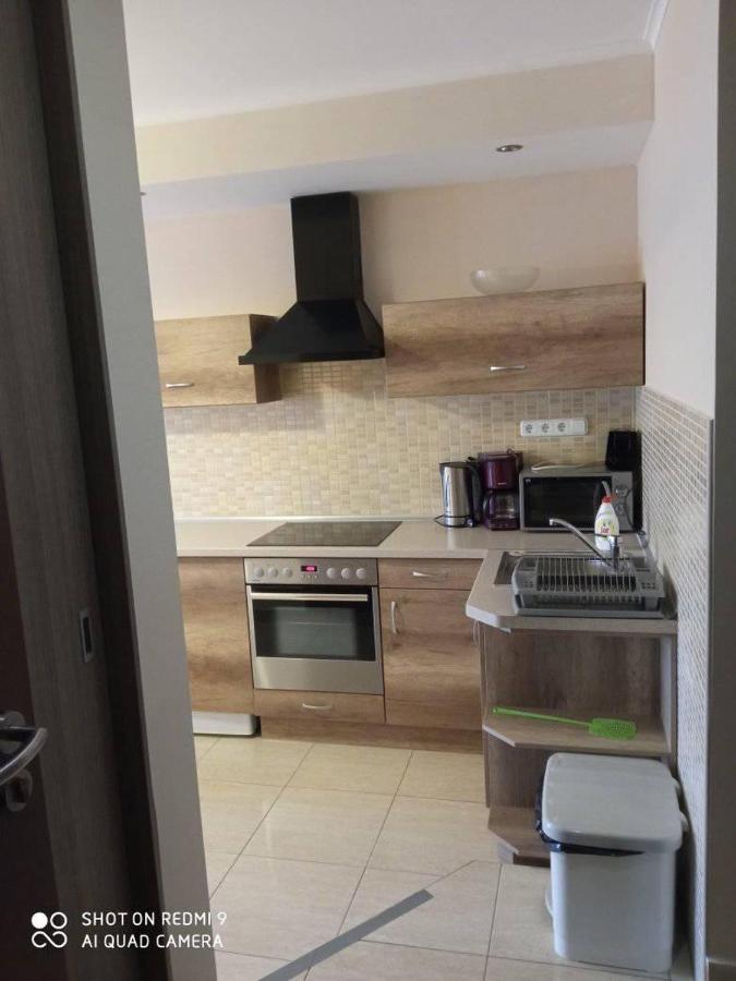 Besenyei Apartman Sarvar Exterior photo